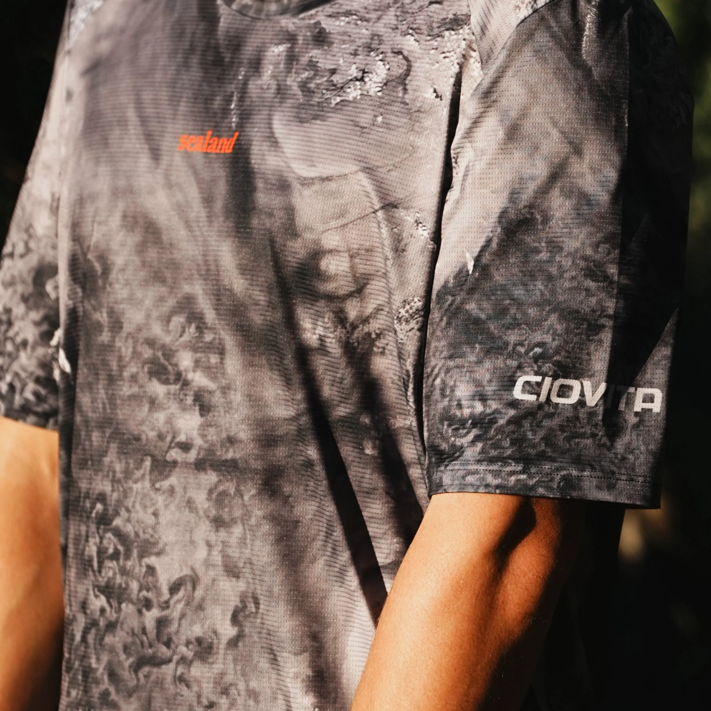 Ciovita x Sealand Men's Run Tee M Granite - Image 5