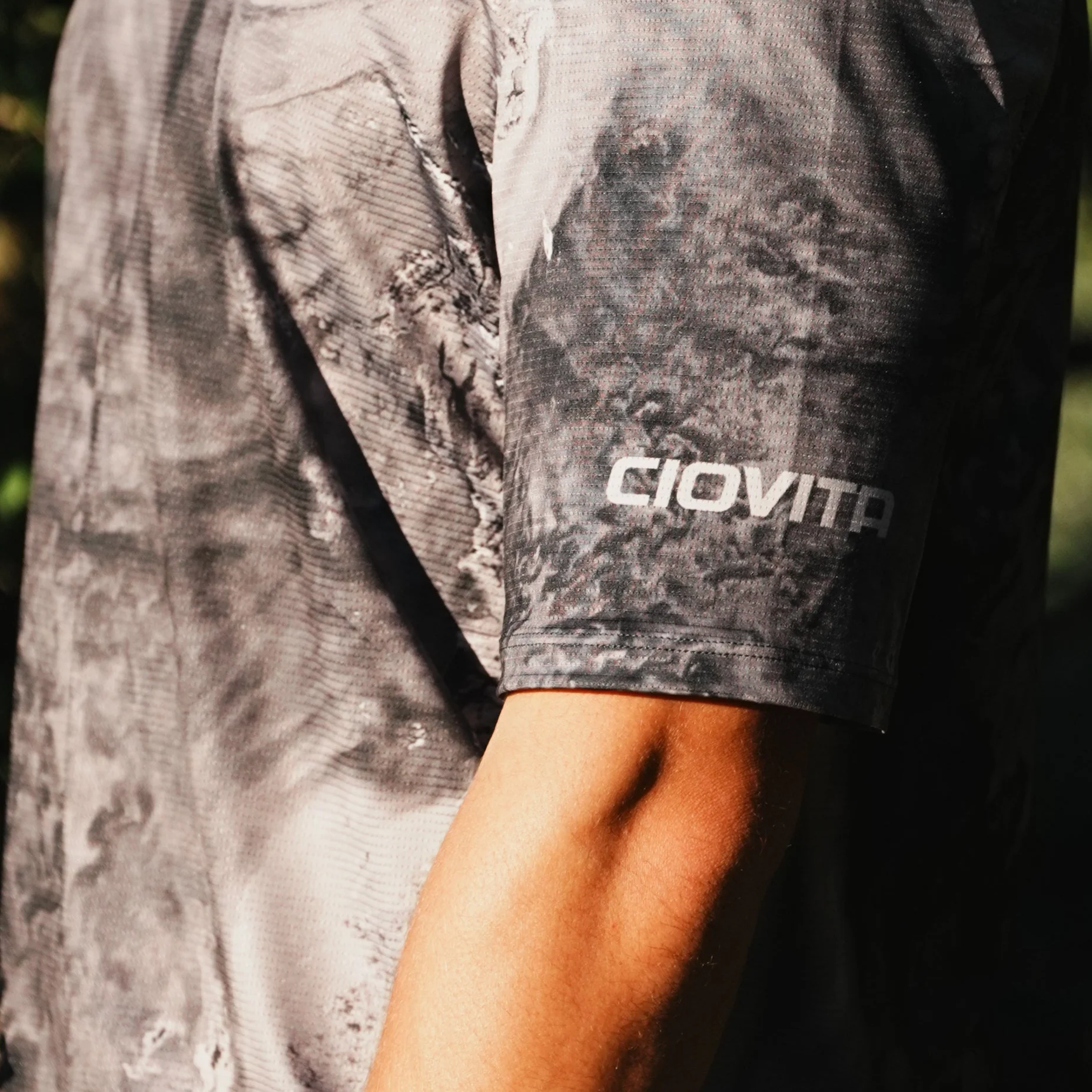 Ciovita x Sealand Men's Run Tee M Granite - Image 6
