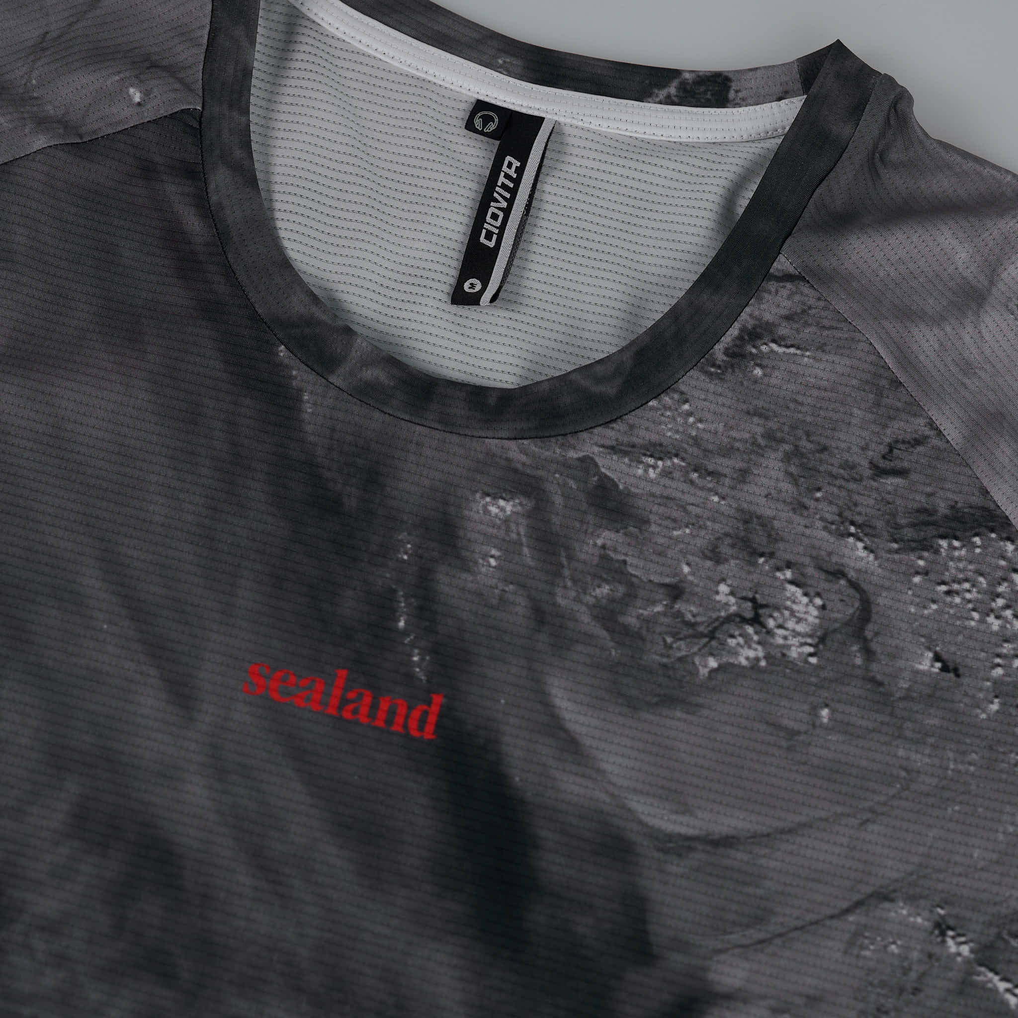 Ciovita x Sealand Men's Run Tee M Granite - Image 9