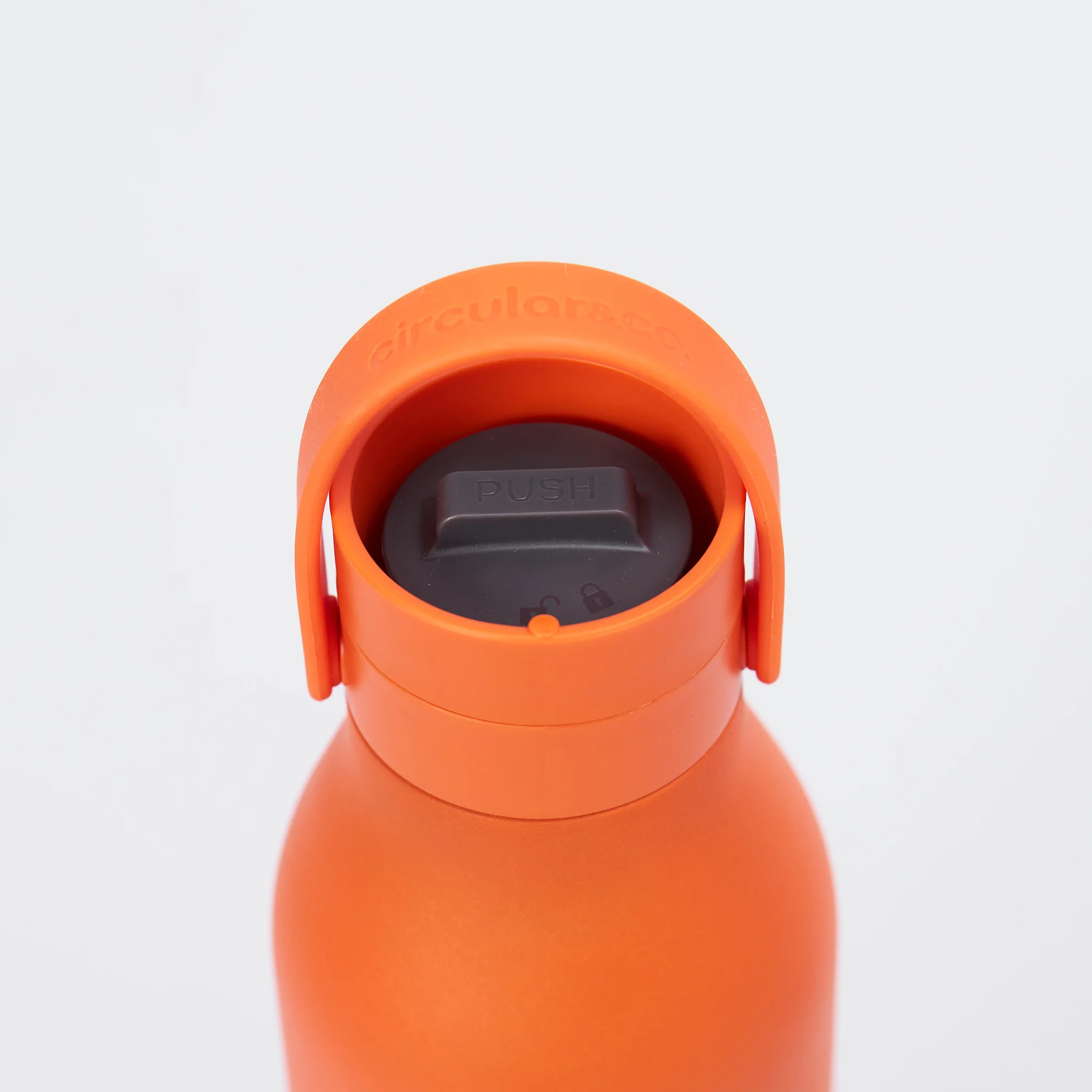 Circular&Co x Sealand 750ml Water Bottle - Image 11