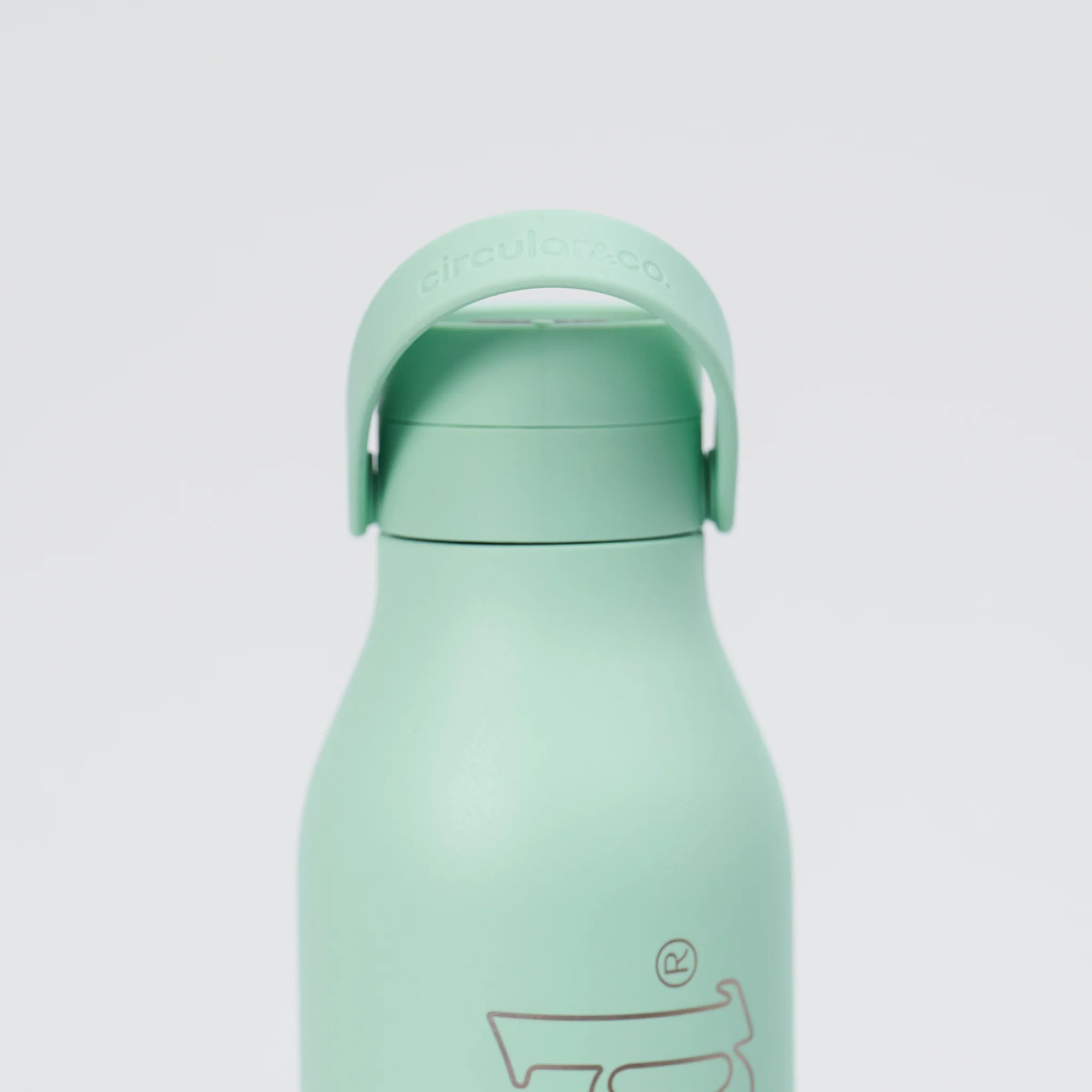 Circular&Co x Sealand 750ml Water Bottle - Image 4
