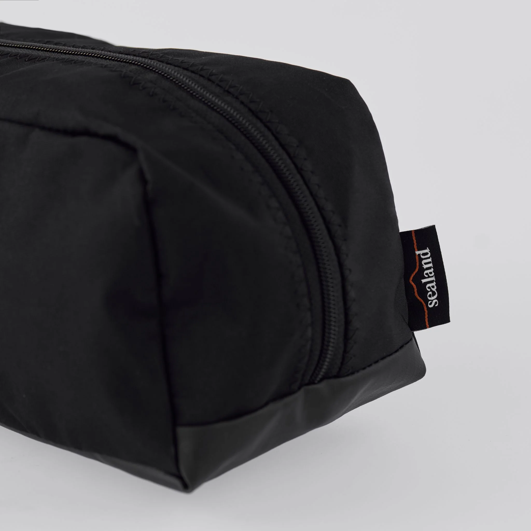 Kaizer Chiefs x Sealand Toastie Storage Bag - Image 6