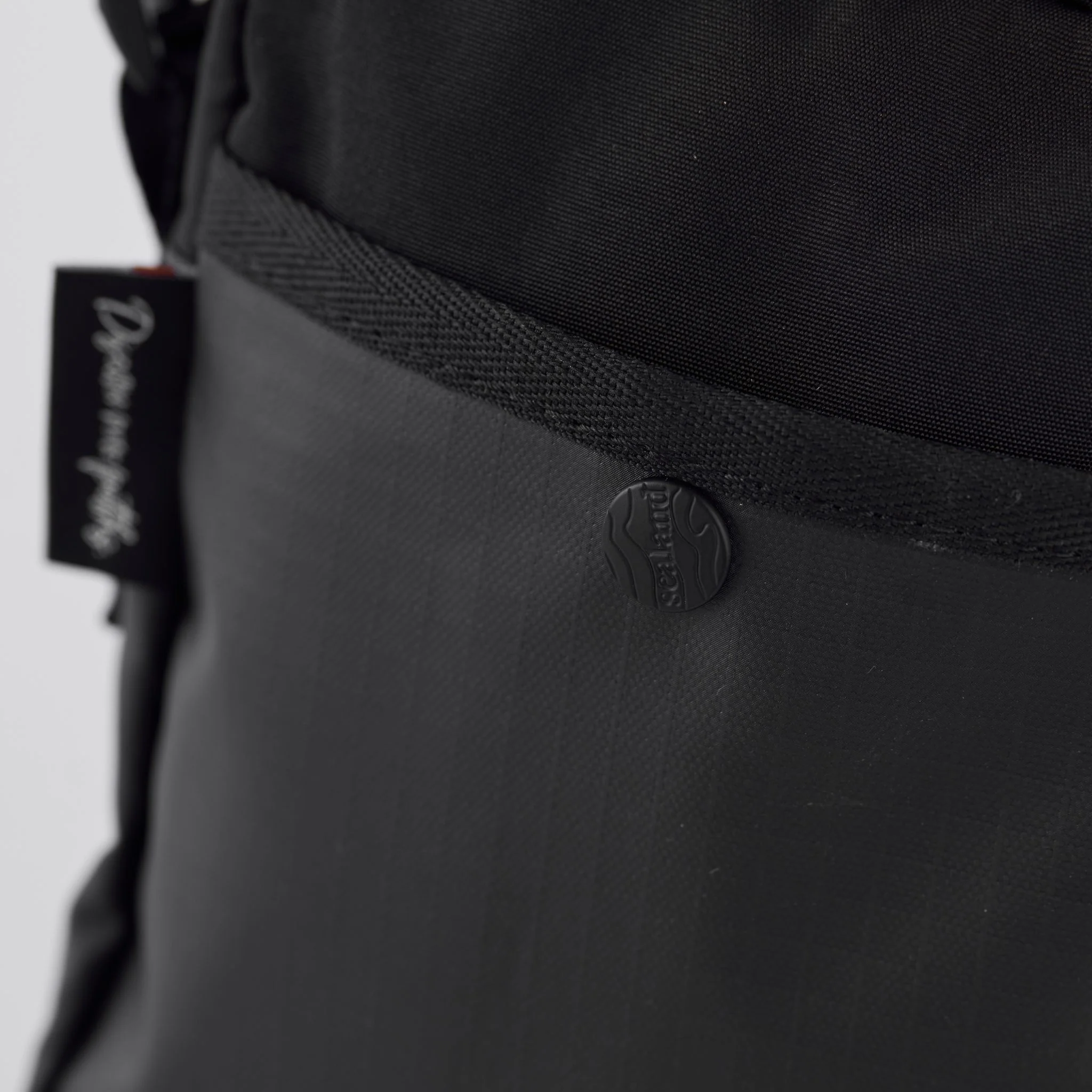 Kaizer Chiefs x Sealand Zeplin Crossbody Bag - Image 5