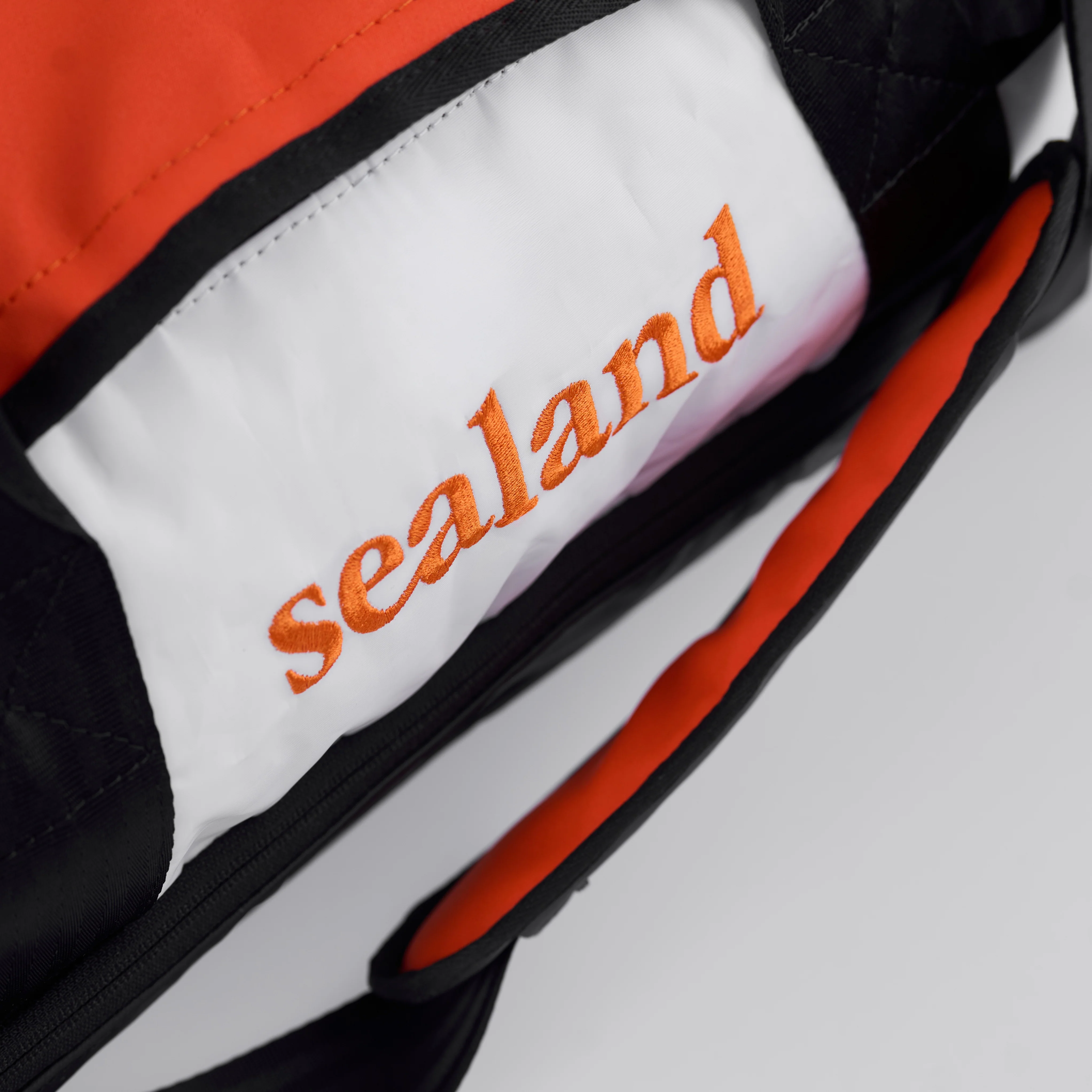 Yacht Sail Nomad Duffel (Small) - Image 4