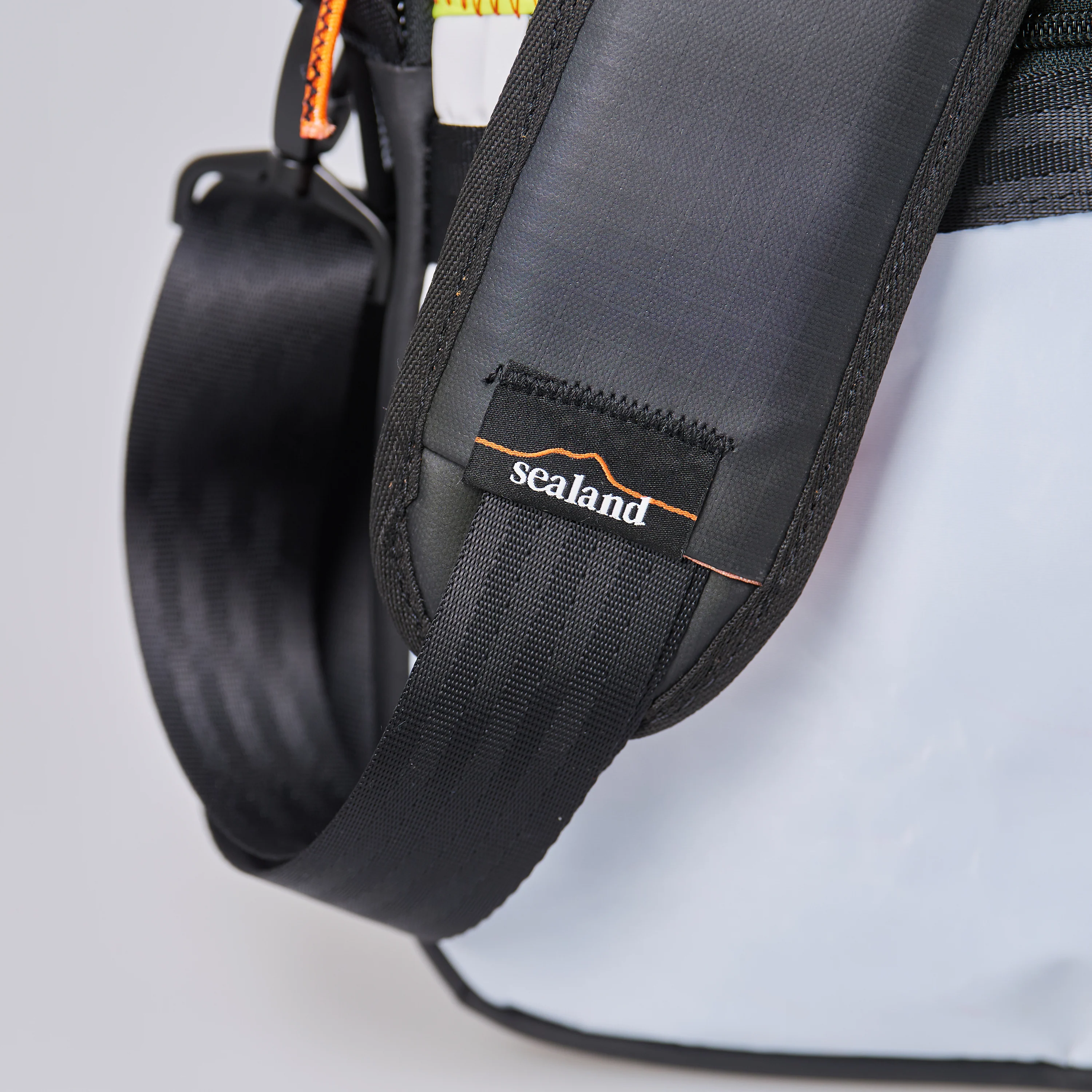 Yacht Sail Slim Laptop Bag - Image 5