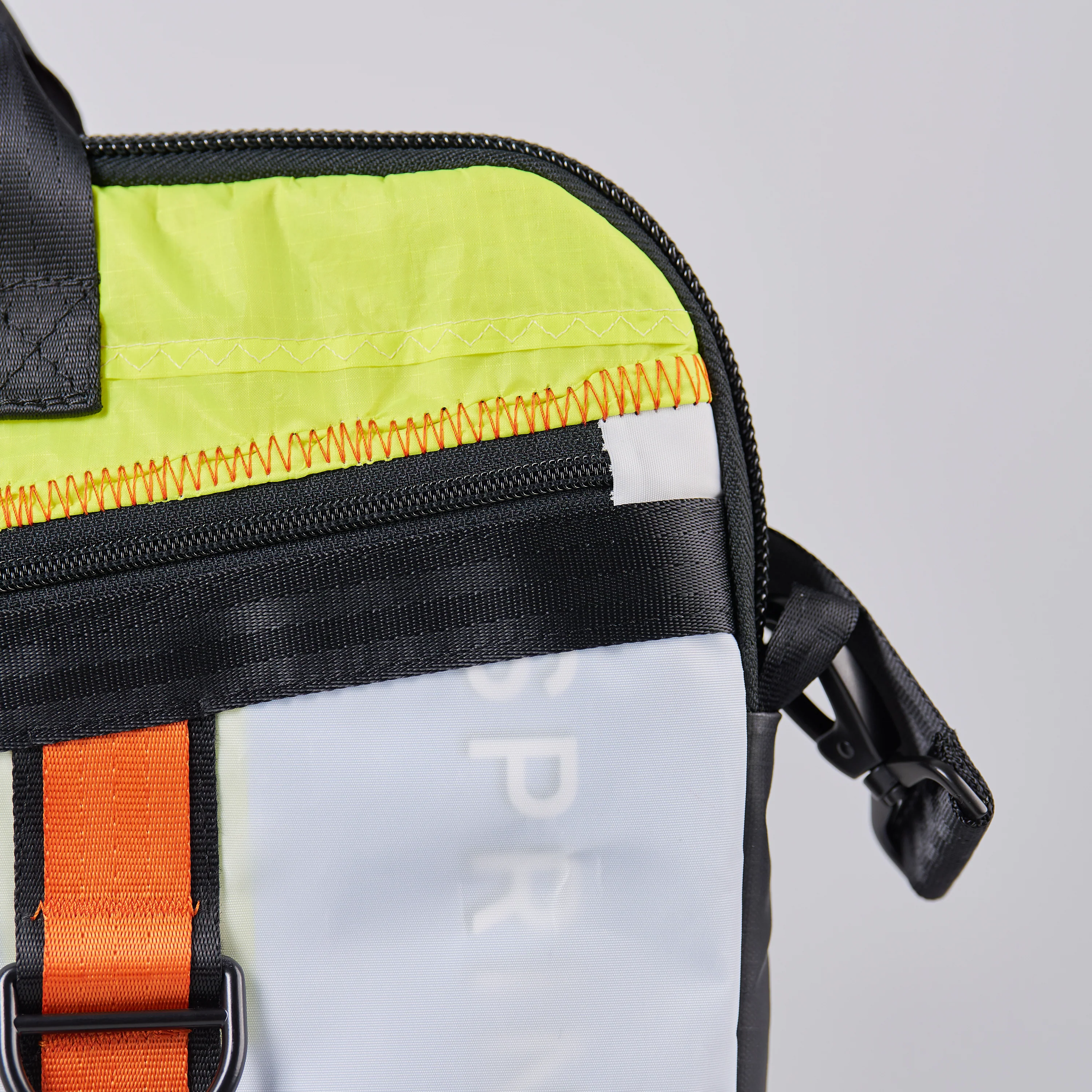 Yacht Sail Slim Laptop Bag - Image 7